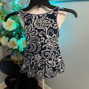 Abercrombie & fitch small size blue and white top.